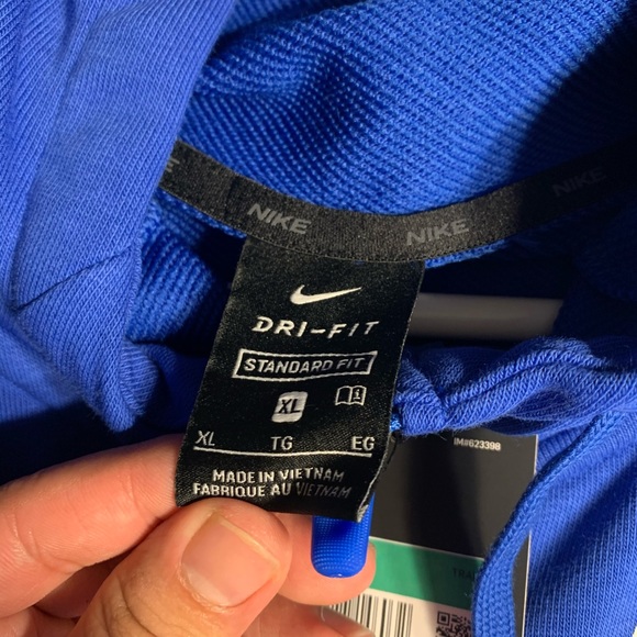 NWT Nike Zip up hoodie - Picture 4 of 5